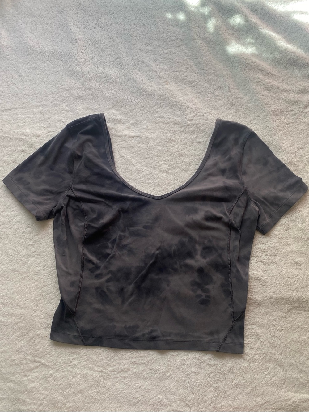 lululemon athletica Short Sleeve Scoop Crop Top in Charcoal Gray